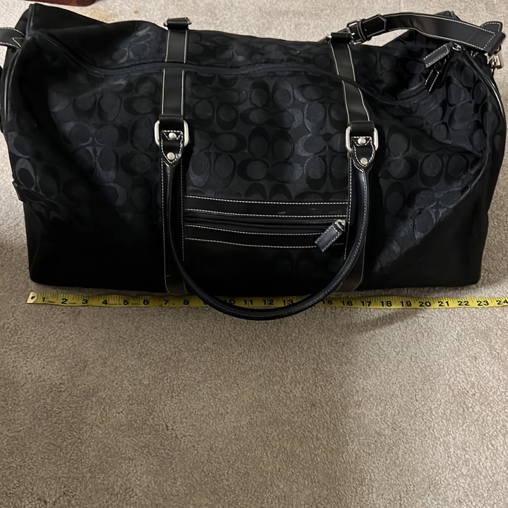 COACH BLACK TRAVEL DUFFEL BAG - Picture 4 of 16